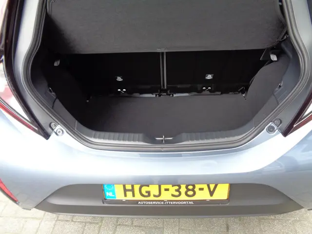 Toyota Aygo X 1.0 VVT-i MT Pulse 2024 Benzine 23