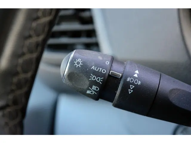 Opel Vivaro-e L2H1 Innovation 75 kWh 2021 Elektrisch 10