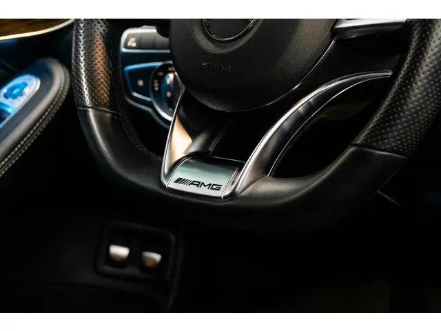 Mercedes-Benz GLC AMG 63 S 4MATIC+ 2018 Benzine 30