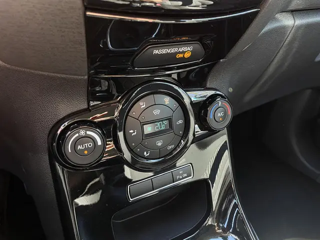 Ford Fiesta 1.0 EcoBoost Titanium 2013 Benzine 7