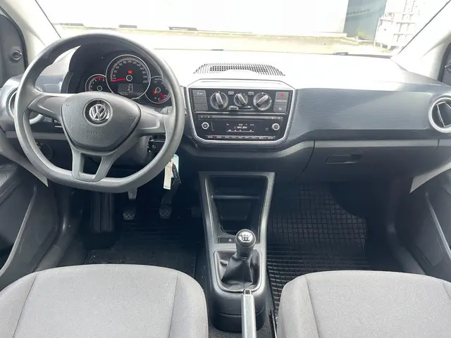 Volkswagen up! 1.0 BMT high up! 2018 Benzine 8