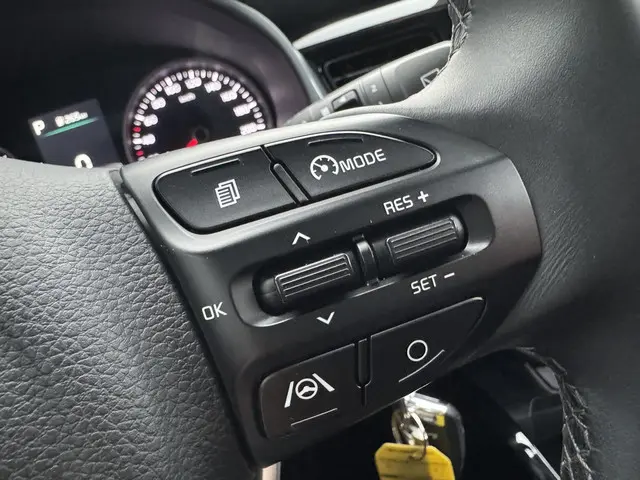 Kia Stonic 1.0 T-GDi MHEV DynamicLine 2023 Benzine 27