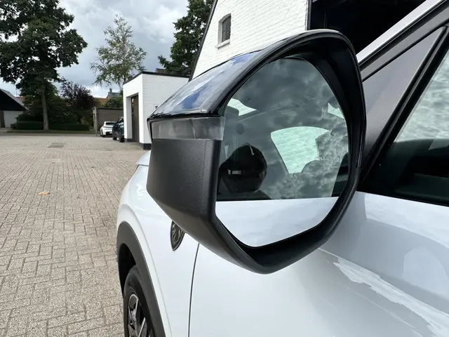 Peugeot 3008 1.2 Hybrid 145 GT 2024 Hybride Benzine 47
