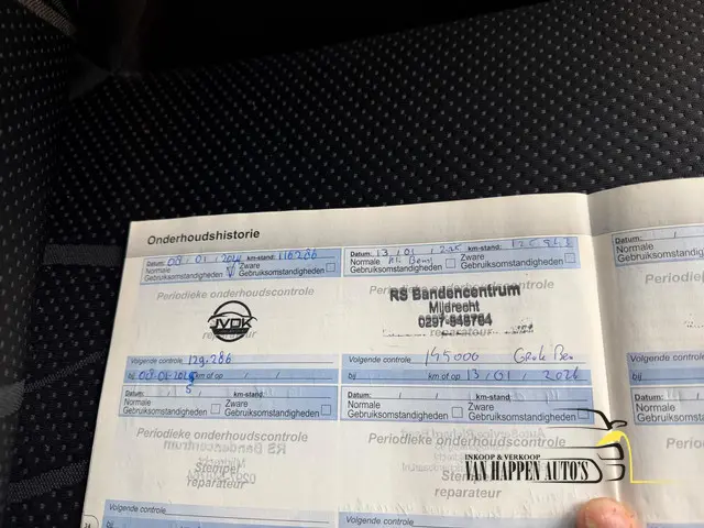 Peugeot 208 1.2 VTi Envy / apk 12-2026 2013 Benzine 13