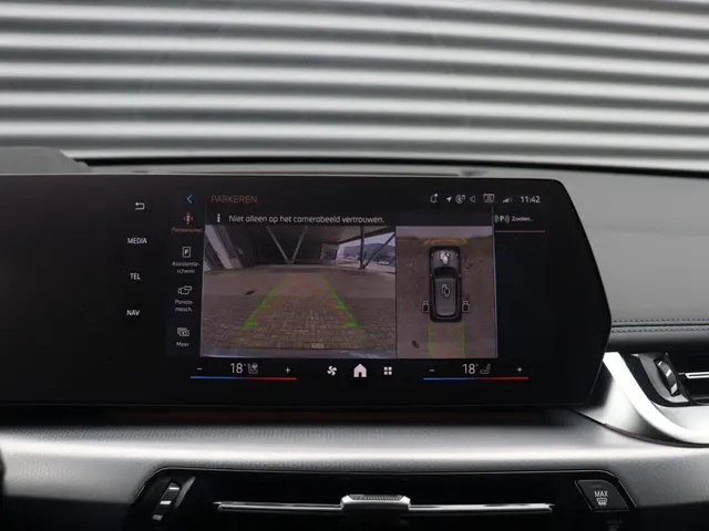 BMW iX1 eDrive20 2025 Elektrisch 28