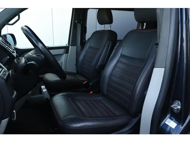 Volkswagen Transporter 2.0 TDI L2H1 Highline 2019 Diesel 12