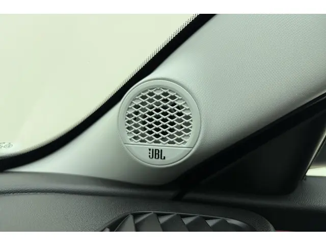 Jeep Avenger 1.2 e-Hybrid Summit 2025 Hybride Benzine 30