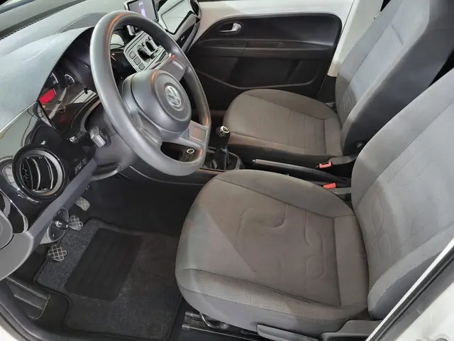 Volkswagen up! 1.0 move up! BlueMotion 2014 Benzine 8