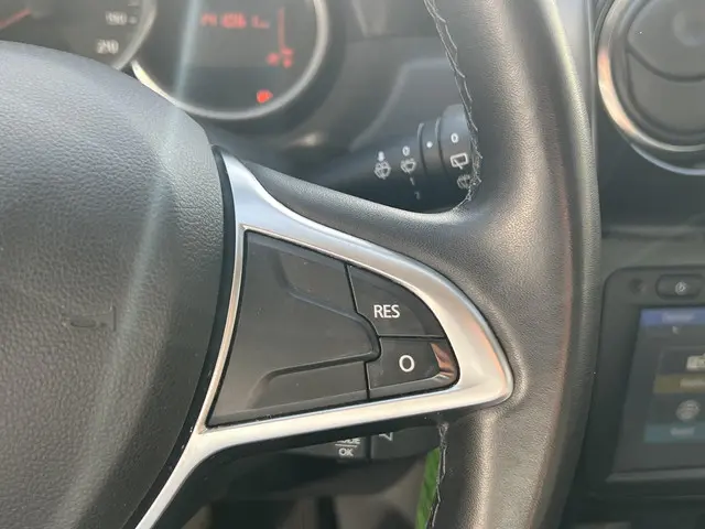 Dacia Duster 1.2 TCe 125 Lauréate 2017 Benzine 15
