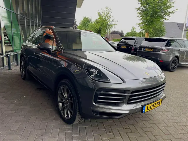 Porsche Cayenne 3.0 E-Hybrid 2021 Hybride Benzine 51