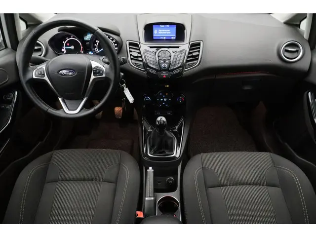 Ford Fiesta 1.0 EcoBoost Titanium 2017 Benzine 4