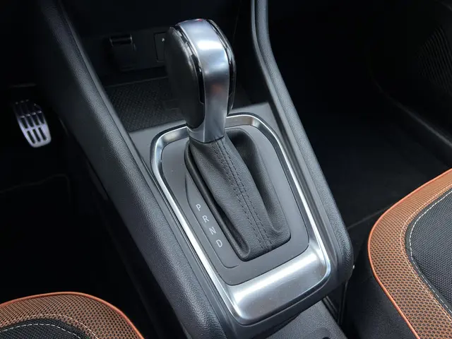 Renault Captur 1.3 TCe 130 Intens 2020 Benzine 23
