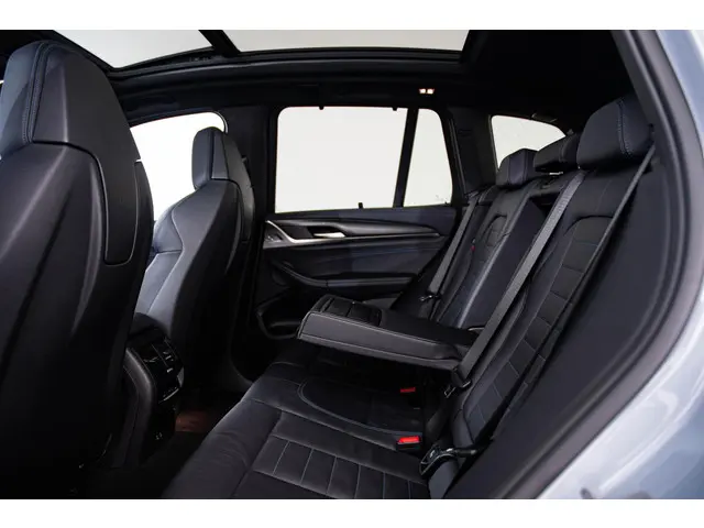 BMW X3 xDrive30e High Executive 2023 Hybride Benzine 16