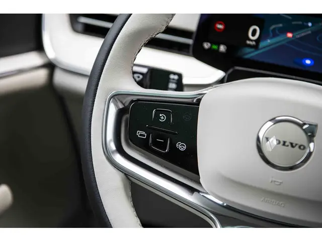 Volvo EX90 Single Motor Plus 7p. 104 kWh 2025 Elektrisch 23