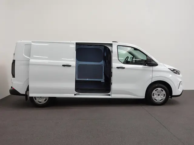 Ford Transit Custom 300 2.0 TDCI L2H1 Trend 2024 Diesel 39