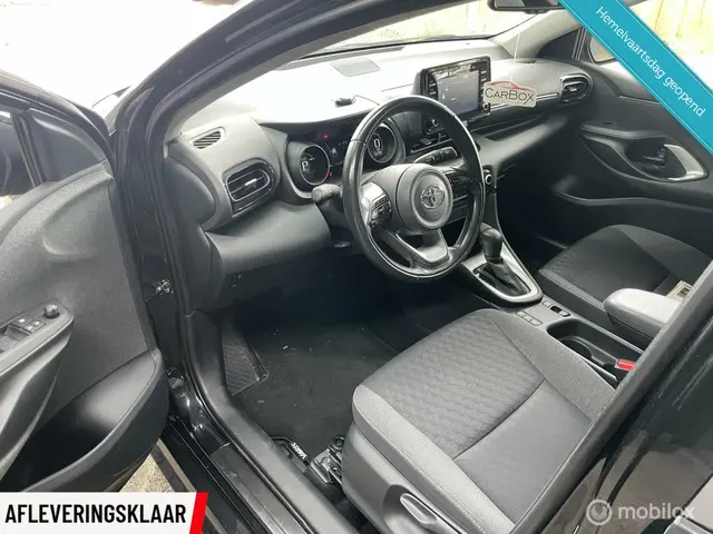 Toyota Yaris 1.5 Hybrid Style 2021 Hybride Benzine 11