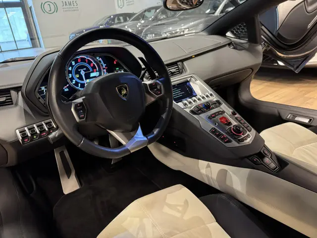 Lamborghini Aventador 6.5 V12 LP700-4 2013 Benzine 5