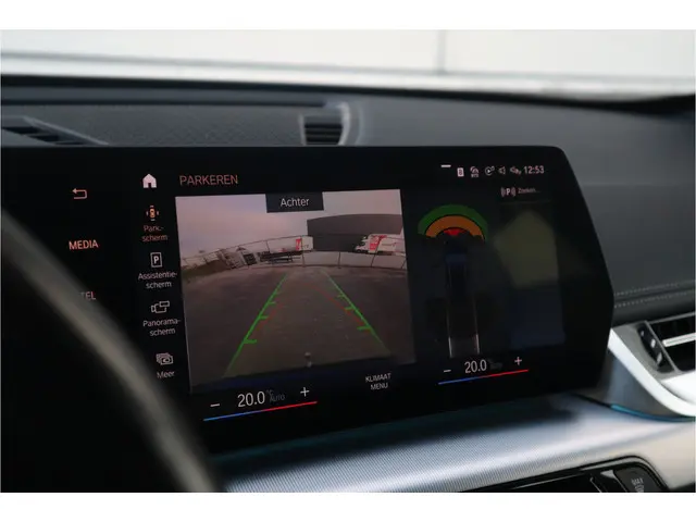 BMW X1 sDrive18i 2023 Benzine 15