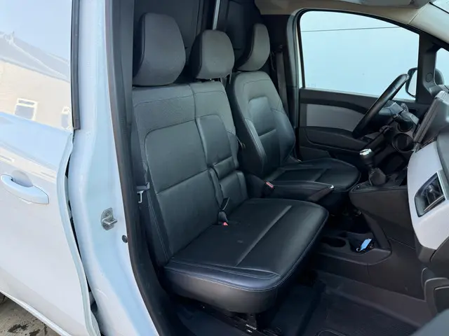 Nissan Townstar 1.3 TCe 130PK 2022 Benzine 7