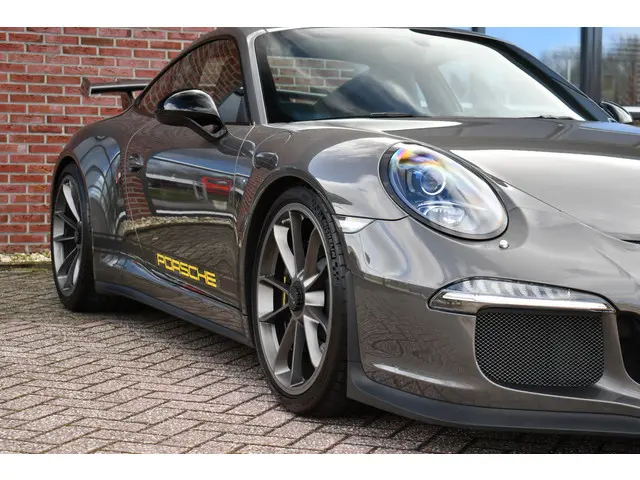Porsche 911 3.8 GT3 2015 Benzine 33