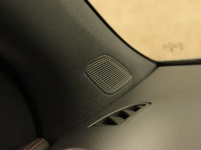 Mercedes-Benz GLA 250 e Style 2020 Hybride Benzine 25