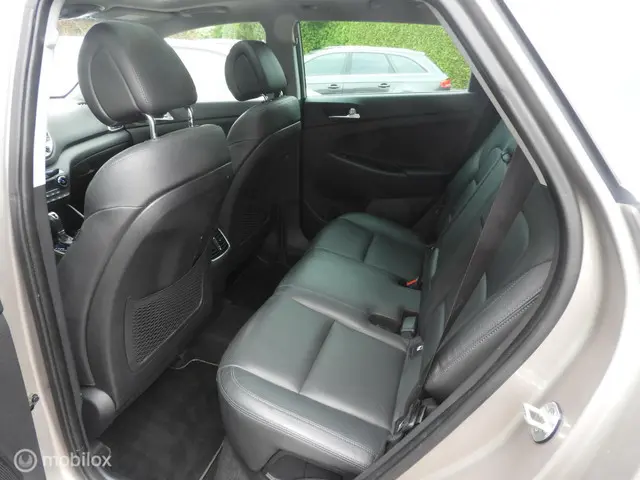 Hyundai Tucson 1.6 T-GDi 4WD Full Optie's 2015 Benzine 17