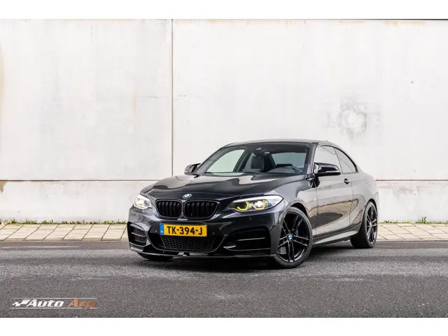 BMW 2 Serie Coupé M240i High Executive 2017 Benzine 6