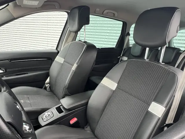 Renault Grand Scénic 1.5 dCi Bose 7p. 2014 Diesel 4