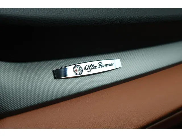 Alfa Romeo Giulia 2.0 T AWD Veloce 2017 Benzine 34