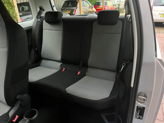 Škoda Citigo 1.0 Greentech Tour 2013 Benzine 16