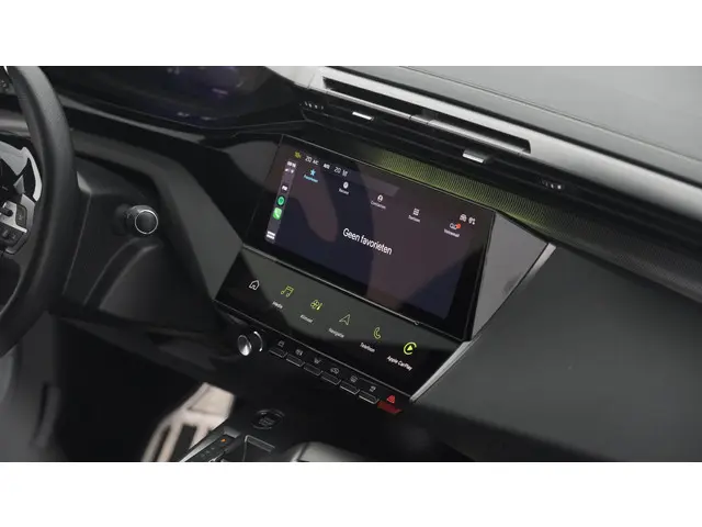 Peugeot 308 PureTech 130 GT Pack Business 2022 Benzine 76