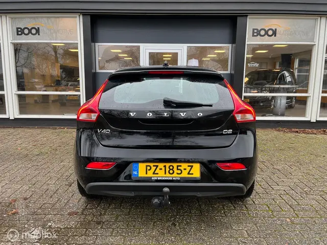 Volvo V40 2.0 D2 Nordic+ 2017 Diesel 2