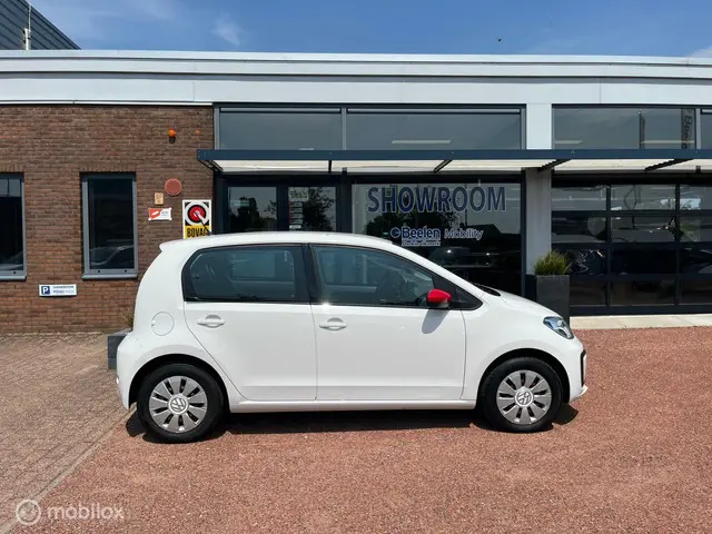 Volkswagen up! 1.0 BMT move up! 2018 Benzine 6