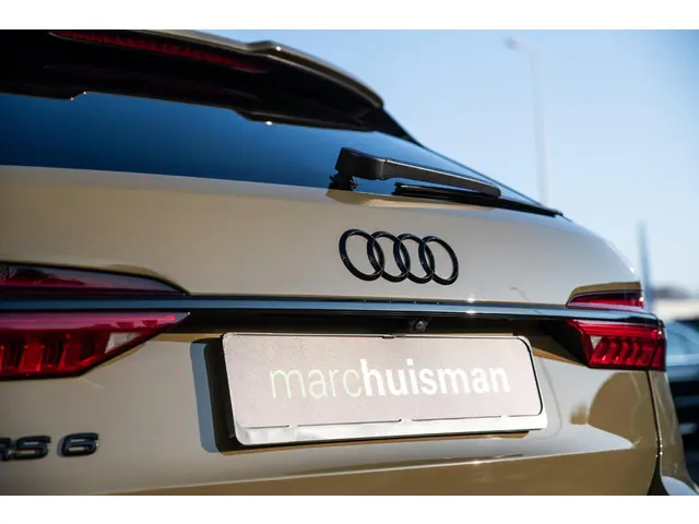 Audi RS6 Avant 4.0 TFSI quattro 2022 Benzine 62