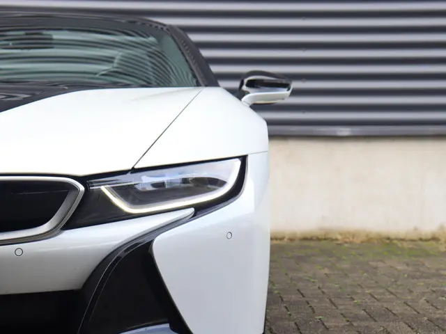 BMW i8 Roadster 2019 Hybride Benzine 34