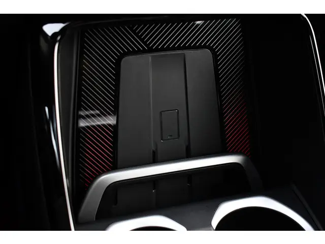 BMW X1 sDrive18i M-Sport 2025 Benzine 16