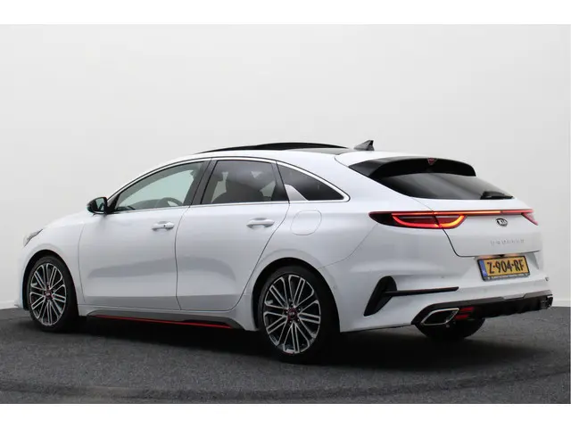 Kia ProCeed 1.6 T-GDI GT 2019 Benzine 3