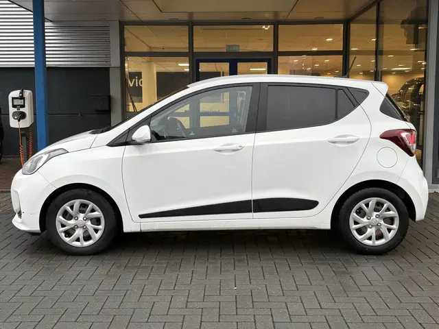 Hyundai i10 1.0i Premium 2019 Benzine 9