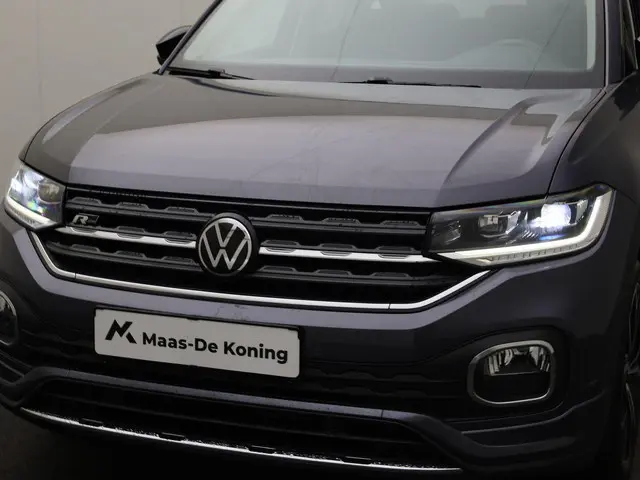 Volkswagen T-Cross 1.0TSI/110PK DSG Style R 2022 Benzine 25