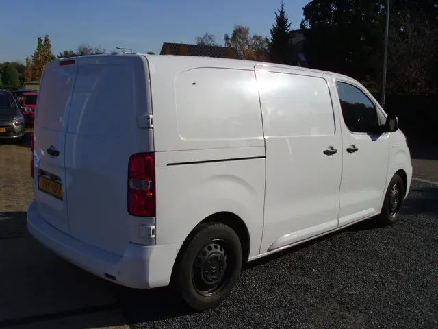 Citroën Jumpy 1.5 BlueHDI 100 M Club 2023 Diesel 9