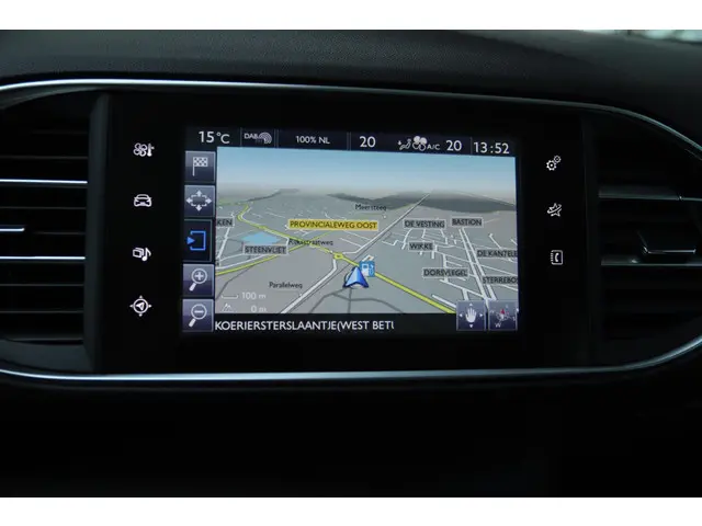 Peugeot 308 1.2 PT ALLURE 2017 Benzine 24