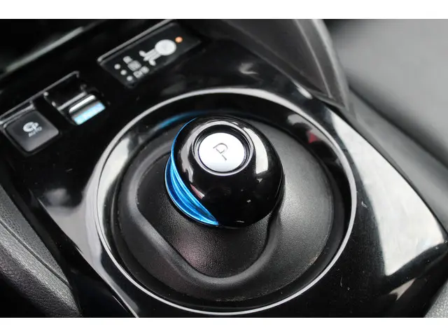 Nissan Leaf Tekna 40 kWh//360 CAMERA//NAVI!! 2019 Elektrisch 20