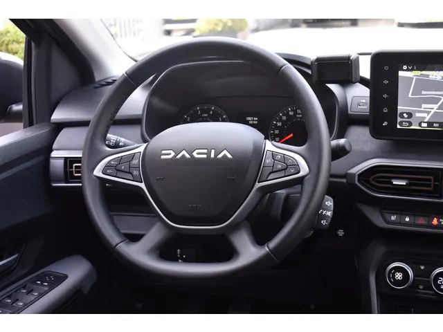 Dacia Jogger TCe 110 Extreme 2024 Benzine 16