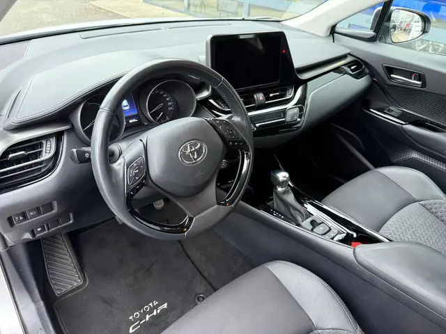 Toyota C-HR 1.8 Hybrid Dynamic 2022 Hybride Benzine 13