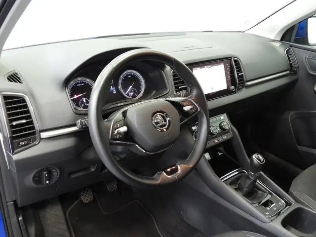 Škoda Karoq 1.0 TSI Business Edition 2022 Benzine 4