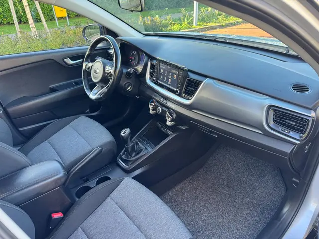 Kia Stonic 1.0 T-GDi DynamicLine 2020 Benzine 22