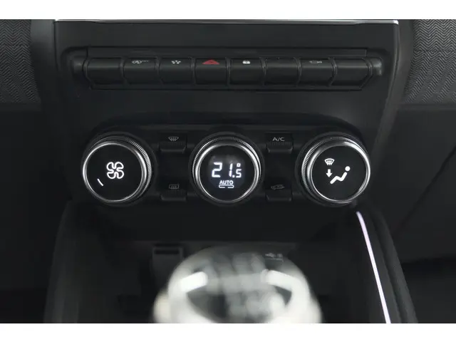 Renault Clio TCe 90 GPF Techno 2024 Benzine 47