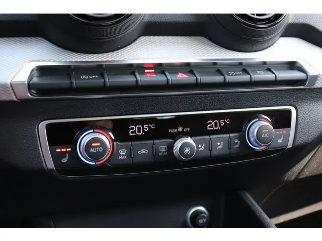Audi Q2 1.4 TFSI S-tronic 2017 Benzine 9