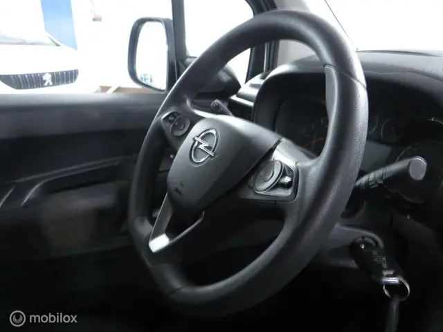 Opel Combo 1.5D L1H1 Edition 2020 Diesel 9