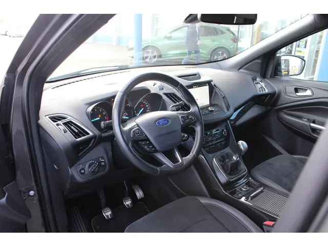 Ford Kuga 1.5 EcoBoost ST Line 2018 Benzine 6